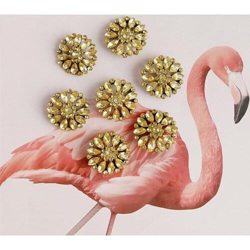 5 pcs/lot Gold Colour Alloy Flower Diamond Buckle Pendant Shoes Clothes Bag Headdress Accessories Diy Jewelry Accessories