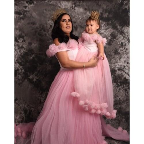 2020 Pink Cheap Flower Girl Dresses Sheer Neck Hand Made Flowers Little Girl Wedding Dresses Cheap Communion Pageant Dresses Gow