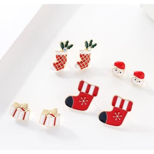 Gojomem Western Style Christmas Elk Santa Claus Stockings Gifts Box Brooch Sets Fashion Cute Jewelry for Girl Festival Gifts