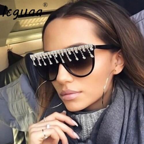 Fashion Tassel Sunglasses Women Rhinestone Flat Top Oversized Sun Glasses Square Luxury Crystal Designer Large Black Shades