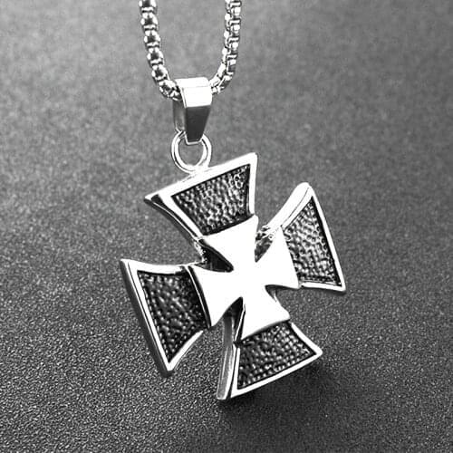 New Trendy Cross Shape Pendant Necklace Mens Necklace Fashion Metal Cross Sweater Chain Pendant Accessories Party Jewelry