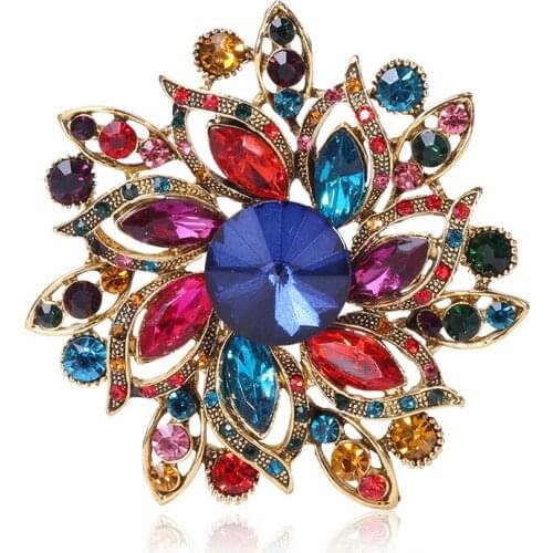Wind popular alloy crystal brooch brooches high-grade clothing accessories neckties pin factory direct sale spot