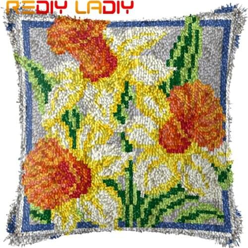 Latch Hook Cushion Daffodils Flowers Pillow Case Pre-Printed Color Canvas Acrylic Yarn Latched Hook Pillow Crochet Cushion Cover