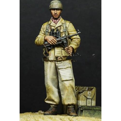 1/35 Resin Figure Model Kit Unassambled Unpainted A83