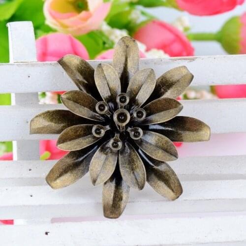 MIAOCHI Retail 2Pcs Embellishment Findings Flower Antique Bronze Metal Crafts Gift Decoration DIY 4.7x4.7cm