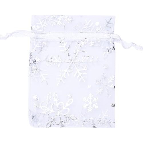 100 PCS Organza Wedding Gift Bags Drawstring Jewelry Pouch Bags Silver White Snowflakes Printed Sheer Party Favor Bags