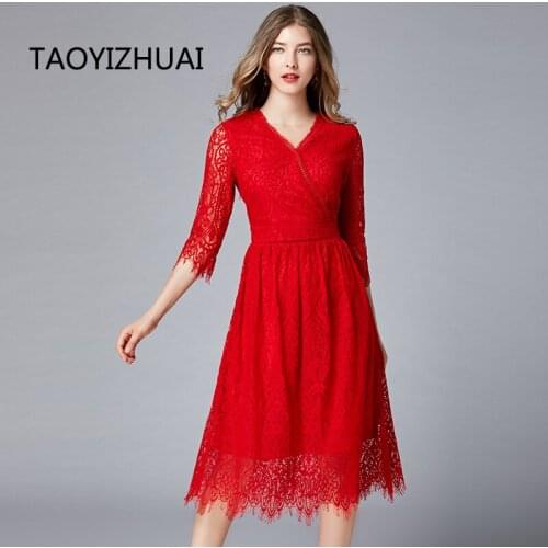 Plus size V-neck dresses for women Spring and autumn new versatile sexy festive lace fashion brand a line dress
