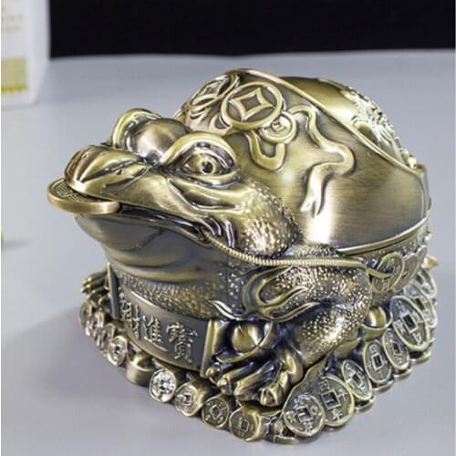 Chinese style creative lucky golden toad ashtray personality fashion trend household fly ash-proof retro cute ashtray with cover
