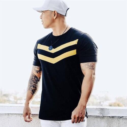 Summer new mens gym fitness t-shirt brand bodybuilding T-shirt fashion casual mens short-sleeved cotton T-shirt top