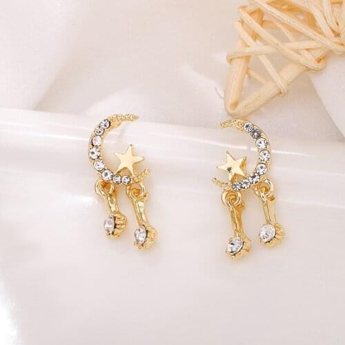 Punk Girl Earrings 2020 Fashion New Temperament Earrings Net Red Personality Star Moon Earrings Womens Wholesale Hypoallergenic