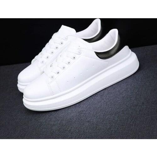 New Designer Sneakers Men Casual Shoes Split Leather Men Plus Size Comfortable Footwear