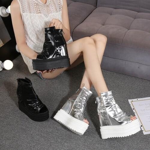 Boots women 2021 new platform to increase thick-soled womens shoes fish mouth Martin boots fashion short boots women