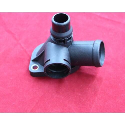 Apply to Passat B5 2.0 PASSAT 2.0 Head tee joint Water pipe joint 06B 121 132 06B121132