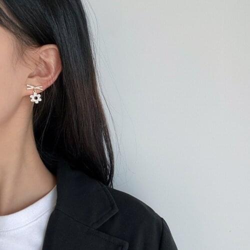 Korean New Design Fashion Jewelry Cute Vintage Metal Flower Drop Earrings For Women Elegant Temperament Jewelry