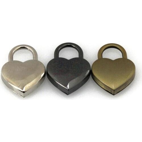 1pcs Metal Heart Shape Spring Lock Fashion Mini Padlock Bag Suitcase Luggage Box Key Lock Without Key DIY Hardware Accessories