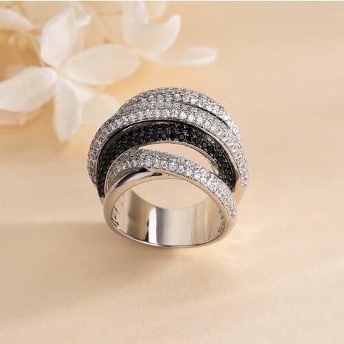 European and American luxury geometric texture stackable ring womens wedding zircon engagement Dubai gold wedding ring gift