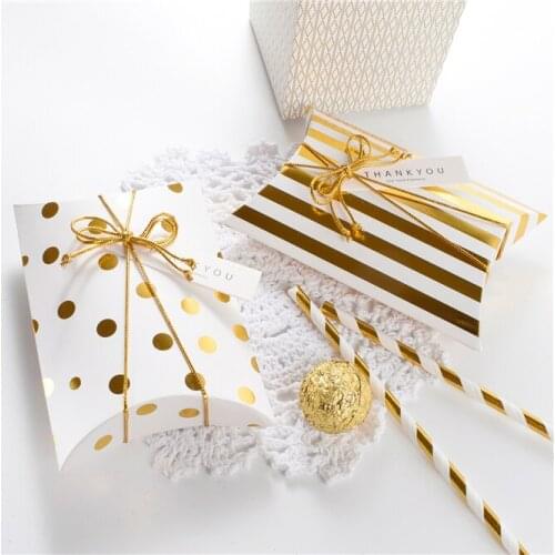 25/50/100 pcs Golden Favor candy Box bag bronzing craft paper Pillow Shape Wedding Favor Gift Boxes pie Party Box bags