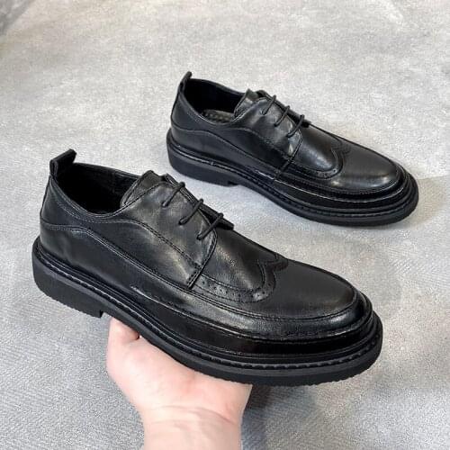 Fashion Breathable Men Casual Shoes Business Formal Dress Leather Shoes Vintage British Loafers Office Wedding Brogue Oxfords