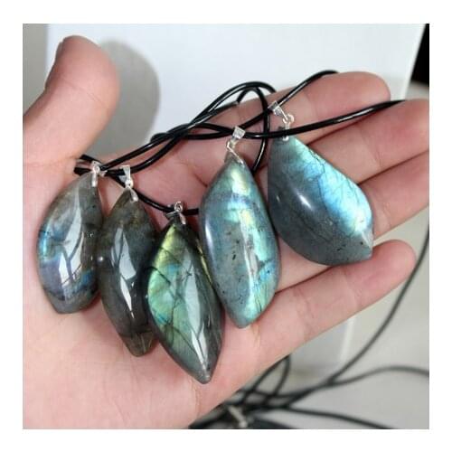 Natural Labrador minerals Moonstone Pendant Crystal Necklace Spectrolite Pendant Reiki Healing Quartz Collection Home Decoration