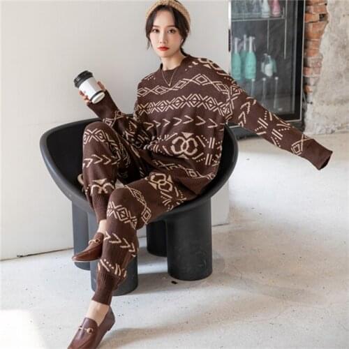 2021 womens new foreign style two-piece fashion spring and autumn loose knitwear pants padded sweater set