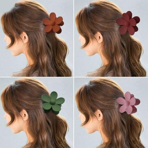 2021 New Plastic Flower Headwear Fashion Hair Accessories Headdress Barrette Mini Hair Claw Candy Color Hair Clip Hairpin