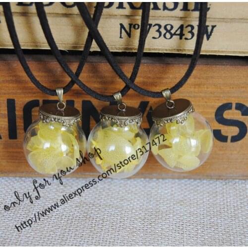 10pcs lobular hydrangea Glass Vial Pendant Necklace Dry Flower Glass Globe Velvet rope Leather necklace (finished necklace)