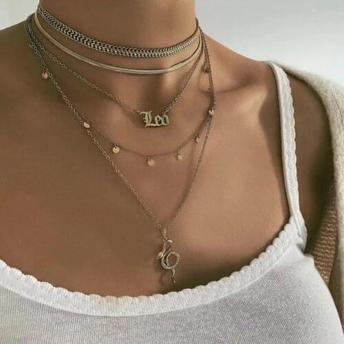 Bohemia Vintage Snake Pendants Neckalce for Women Multilayer Leo Butterfly Dragon Metal Long Chain Choker Neckalce Jewelry 2021