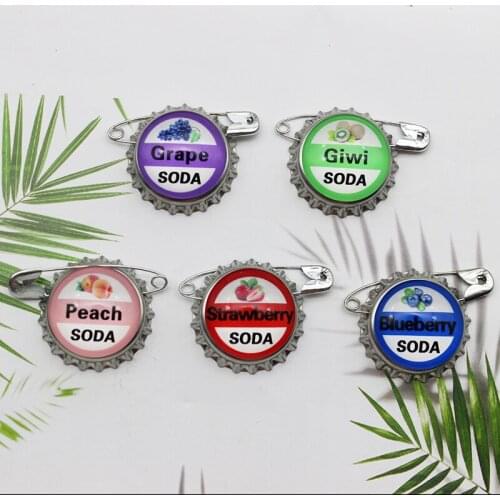 Creative enamel equality pins custom mark brooch badge shirt lapel backpack jewelry simple jewelry gift for kids friends