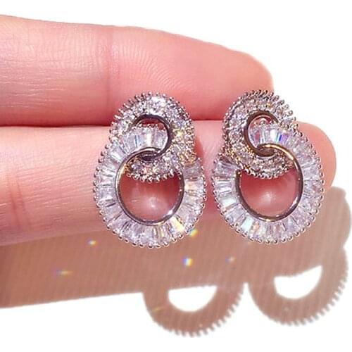 Etrendy Women's Silver Earrings