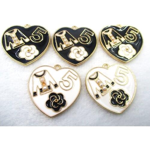 6pcs/pack Number 5 Heart Alloy Metal Charms Cabochon Handmade DIY European Charms for Bracelets Jewelry Making Findings XL432
