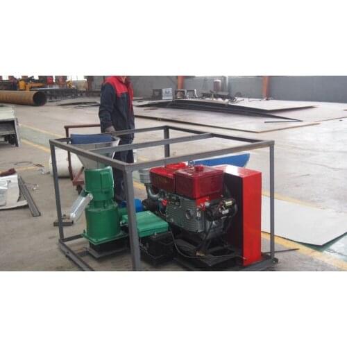 Pellet machine for feed with diesel engine