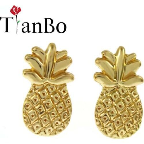 Fruit Pineapple Stud Earrings for Women Cute Tiny Pineapple Earrings Simple Fruit Minimal Wedding Earrings brincos