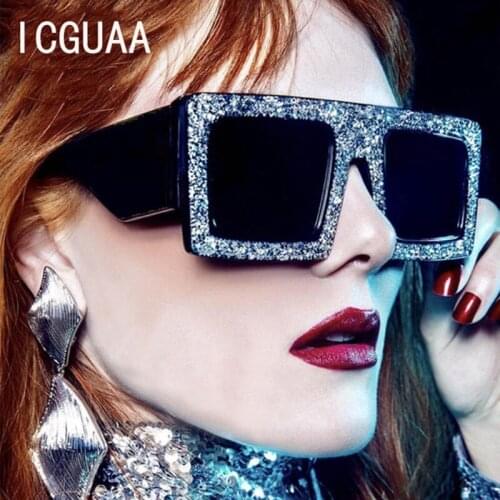 Luxury Diamond Oversized Sunglasses Women Rhinestone Sun Glasses Colorful Vintage Shade Oculos De Sol Pink Women Sunglasses 2019