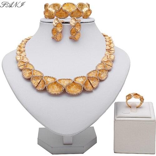 Fani Exquisite Dubai Gold Color Jewelry Set Nigerian Wedding woman accessories jewelry set Fashion African Beads Jewelry Set