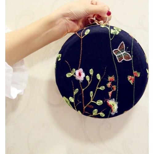 Luxury Designer Purse and Handbags Round Clutch Crossbody Bags for Women 2019 Embroidery Circle Make Up Hand Bags