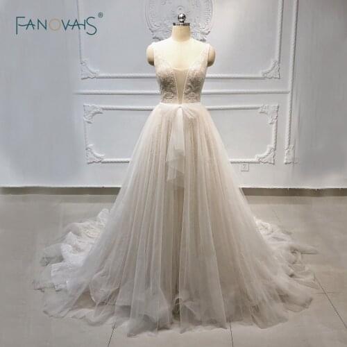 Light Champagne Wedding Dresses Long 2020 Sleeveless A Line Wedding Gowns gelinlik Bride Dress Long robe mariage Bridal Gown