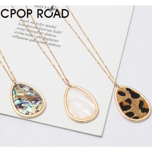 Cpop Leopard Faux Leather Necklace for Women Bohemia Jewelry Colorful Shell Pendant Gold Chain Long Necklace Accessories Gifts
