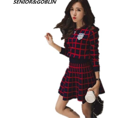 2020 New Knitted Long-sleeve Tracksuit Skirt Suits Women Runway Sweet Beads Collar Sweater Crop Top A-line Skirt Two Piece Set