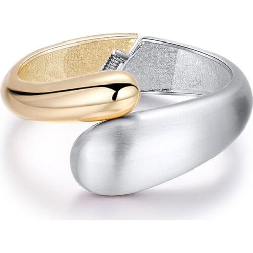 2020 Fashion Bangles Charm Gold Color Alloy Simple Wide Opened Bangles Snake Bracelet & Bangles For Women European American