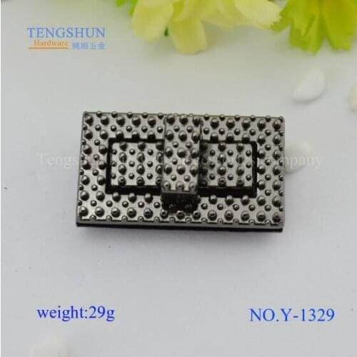 5 pieces / lot) black bumps Reverse handbags luggage hardware accessories locks Creative leather hardware twist lock