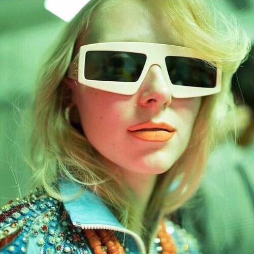 Shiny Custom Logo UV400 Small Thick Frame Rectangle Plastic Square Sunglasses 2020