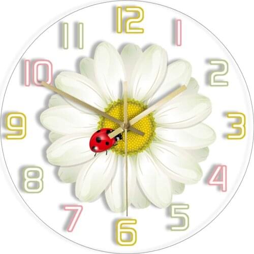 Ladybug Sitting on White Daisy Natural Wall Clock For Living Room Chamomile Flower Silent Quartz Wall Clock Floral Home Décor