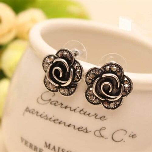 Stud Earrings COWNINE China