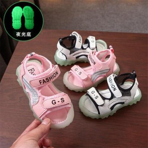 Disney baby 2021 summer sandals antiskid function of child baby soft bottom baotou 2-5 boy child night light shoes