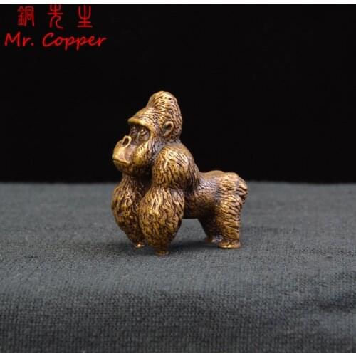 Antique Copper Gorilla Ornaments Chinese Classical Brass Animal Figurines Tea Pets Study Room Desk Paperweight Home Decorations