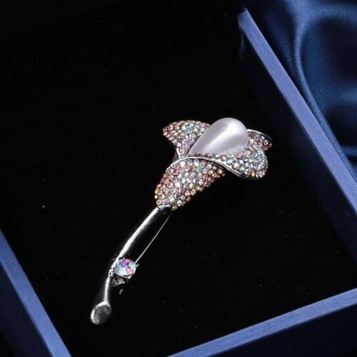Retro Temperament Crystal Flower Brooch for Woman Personality Autumn Winter Coat Jewelry Accessories