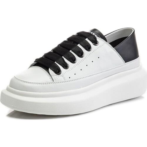 New Leather White Shoes Women Two Wear Casual Sports Autumn Winter 2021 Thick-soled Height-increasing Womens Shoes