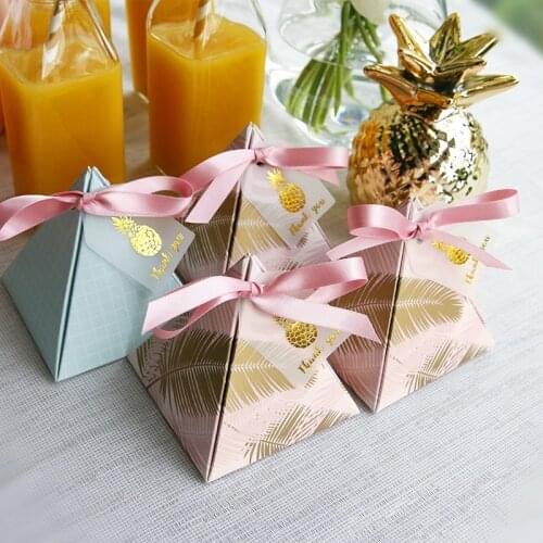 50pcs Pineapple Leaf Printed Candy Box Triangular Ribbon Gift Box Packaging Wedding Favors Supplies
