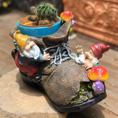 American Country Dwarf Boots Succulent Flower Pot Resin Ornaments Gardening Groceries Figurines Crafts Villa Balcony Decoration