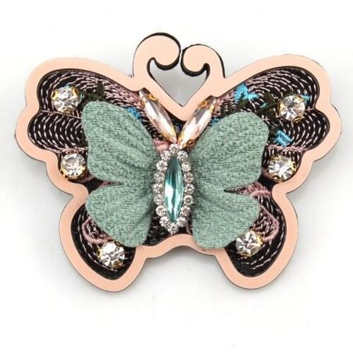 Fashion Elegant Glass Crystal Rhinestone Handmade Butterfly Brooches and Pins for Women Florate Brand New Fancy Wholesale Brooch